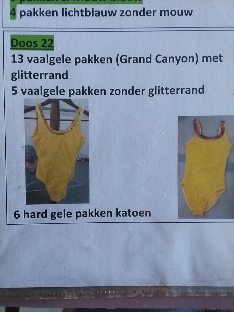 13 vaalgele pakken (Gand Canyon) met glitterrand 