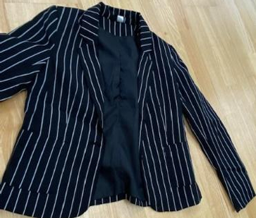 blazer zwart met witte lijnen