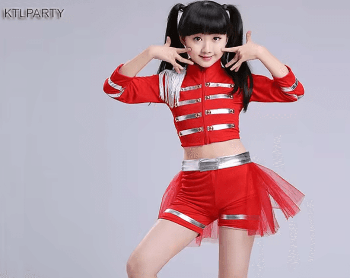 Rode circusjas outfit