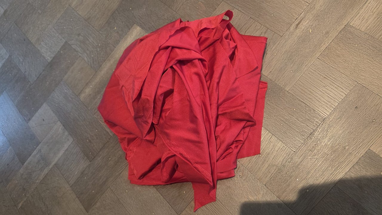 lappen rode stretch stof (cfr badpakstof) - stretch
