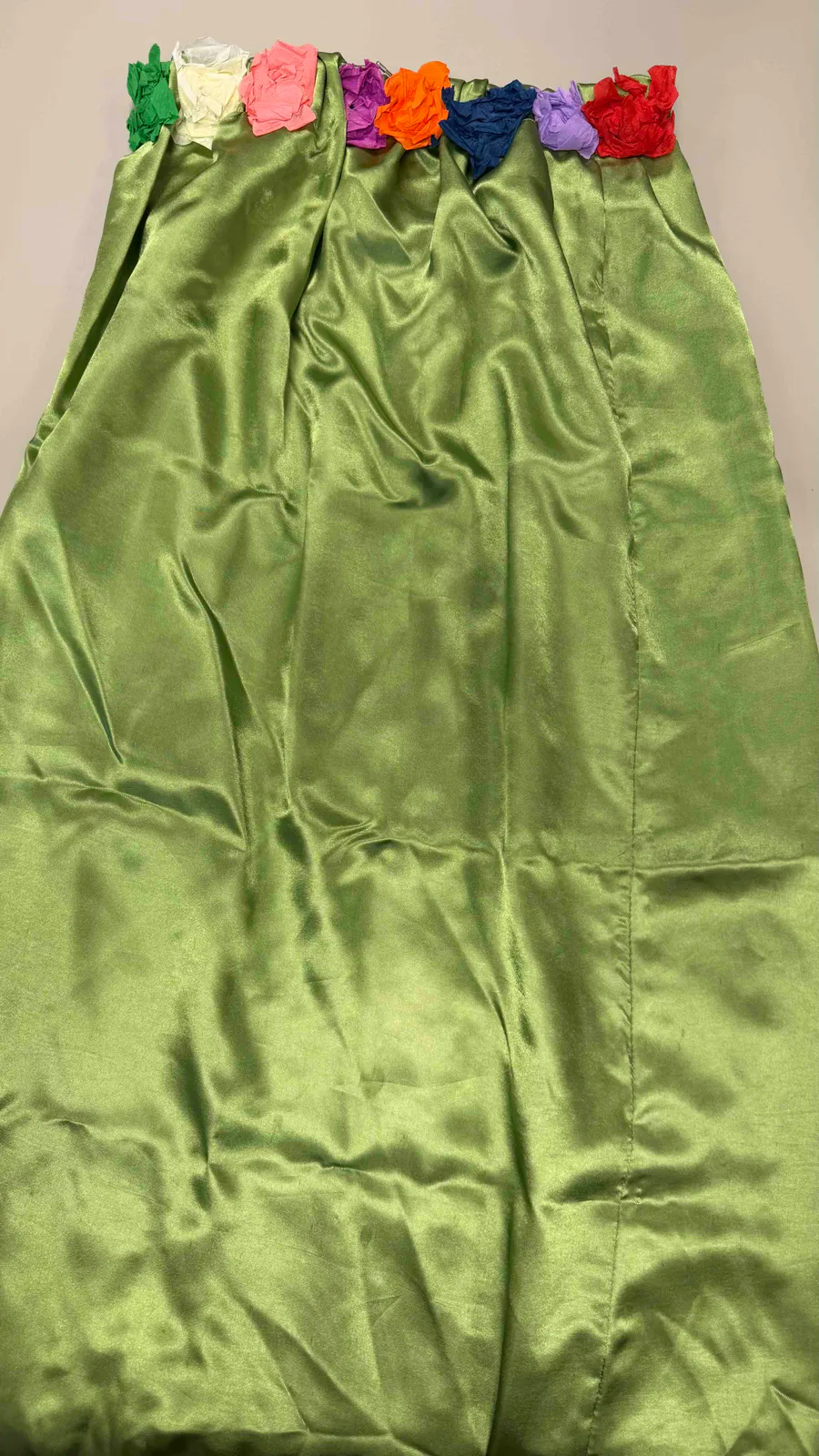 Groene lange rok met bloemen